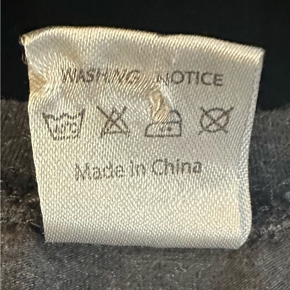 Faith Graphic Woman’s T-Shirt - Gray - Picture 4 of 6